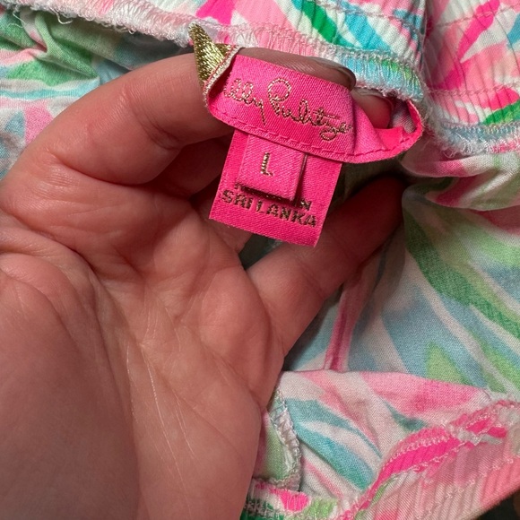 Lilly Pulitzer Katia Shorts Croc My World Print | Large - Picture 3 of 5